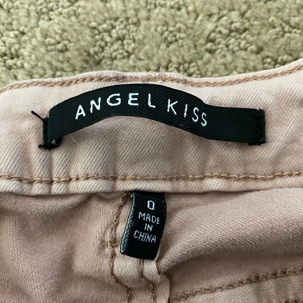 YMI Juniors’ Pink Nude Ripped Skinny Jeans - Picture 4 of 6